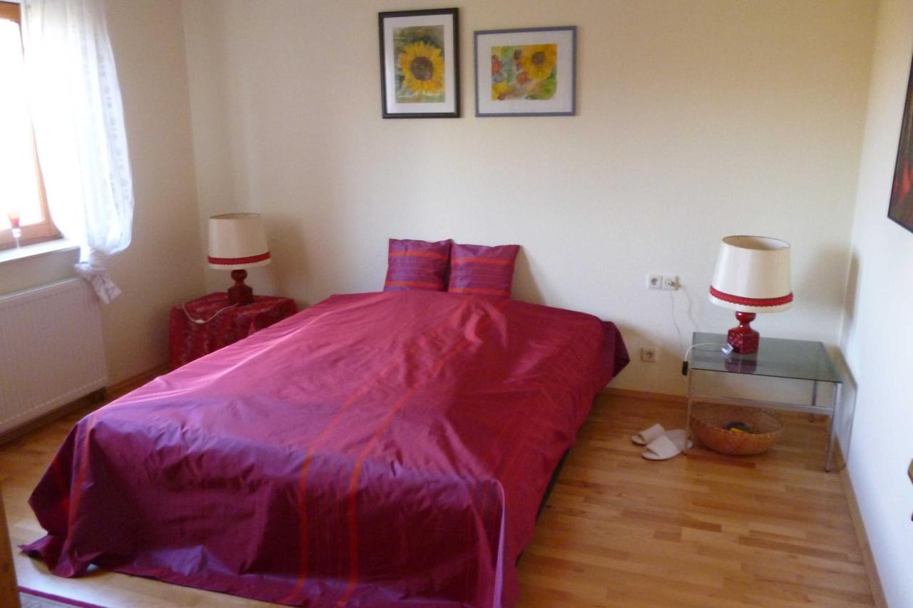 Ferienwohnung Rehgarten Momlingen Екстериор снимка