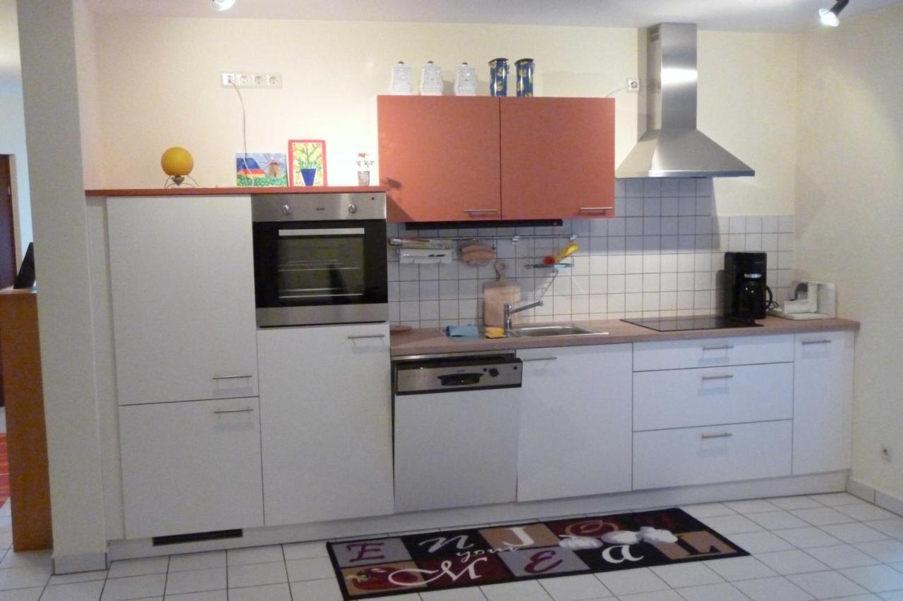 Ferienwohnung Rehgarten Momlingen Екстериор снимка